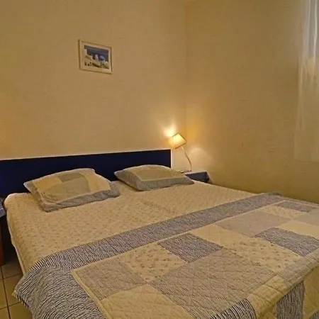 Sete, 2 Pieces, 4 Personnes - Fr-1-472a-76 דירה